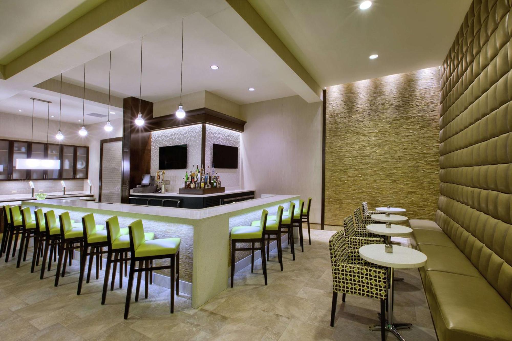 Hilton Garden Inn Raleigh Cary Esterno foto