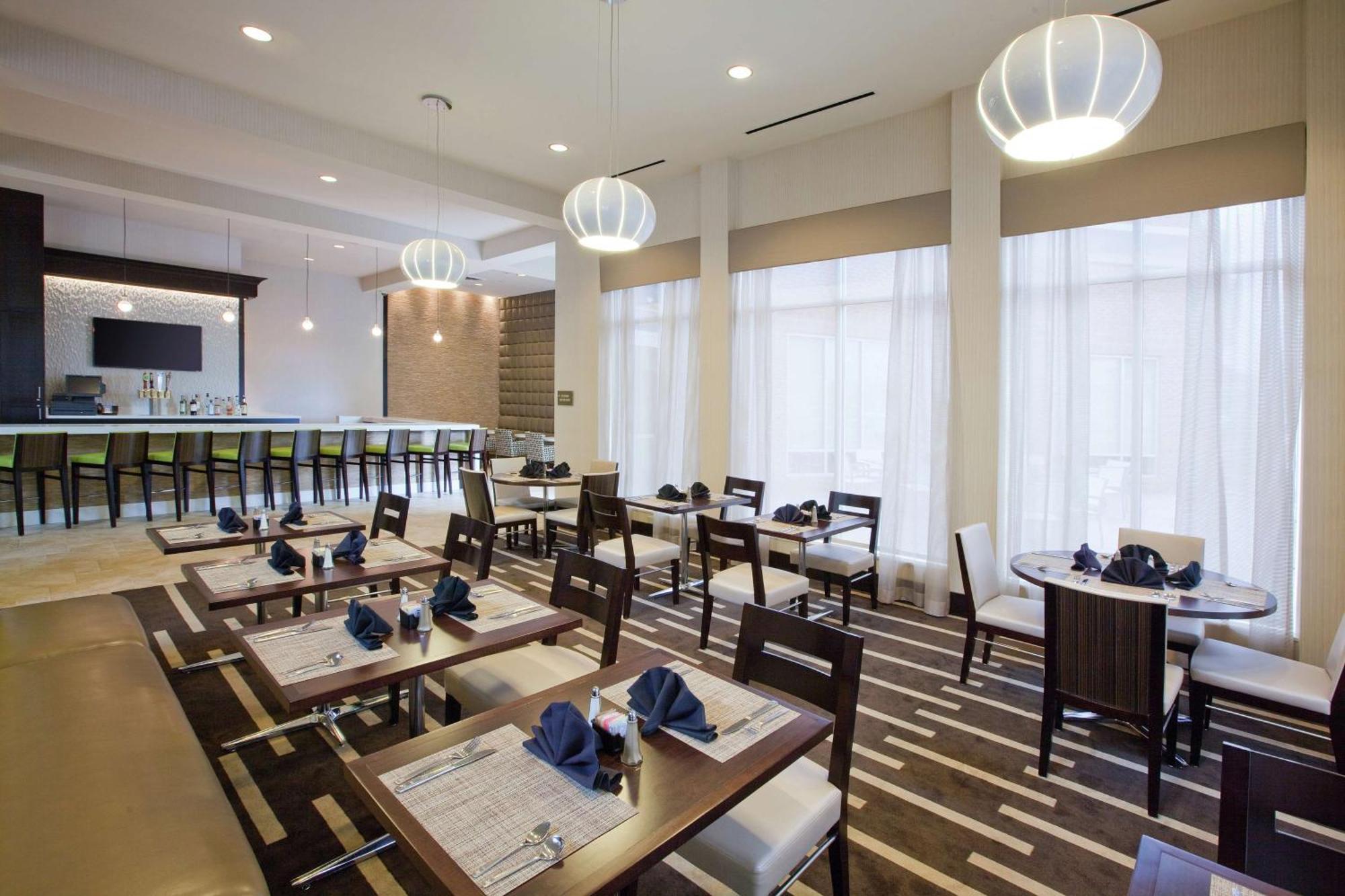 Hilton Garden Inn Raleigh Cary Esterno foto