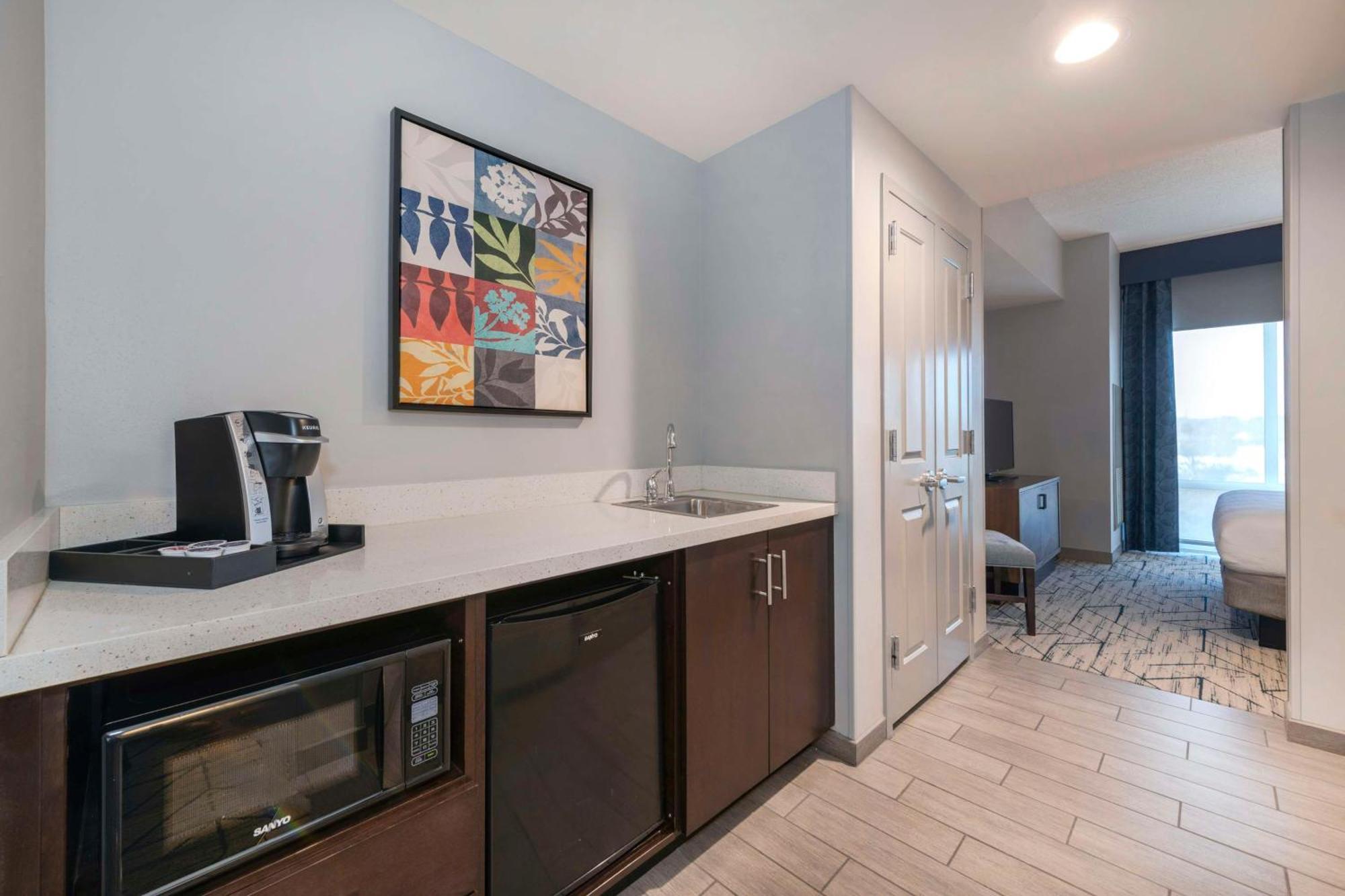 Hilton Garden Inn Raleigh Cary Esterno foto