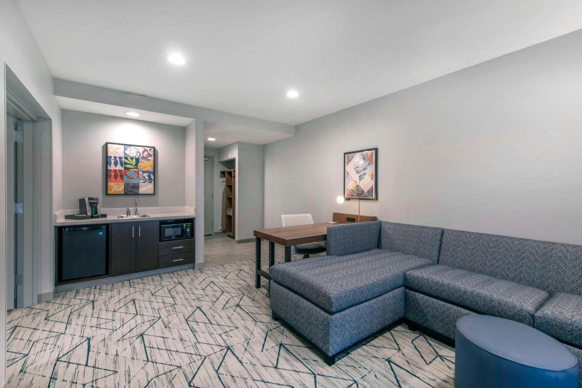 Hilton Garden Inn Raleigh Cary Esterno foto