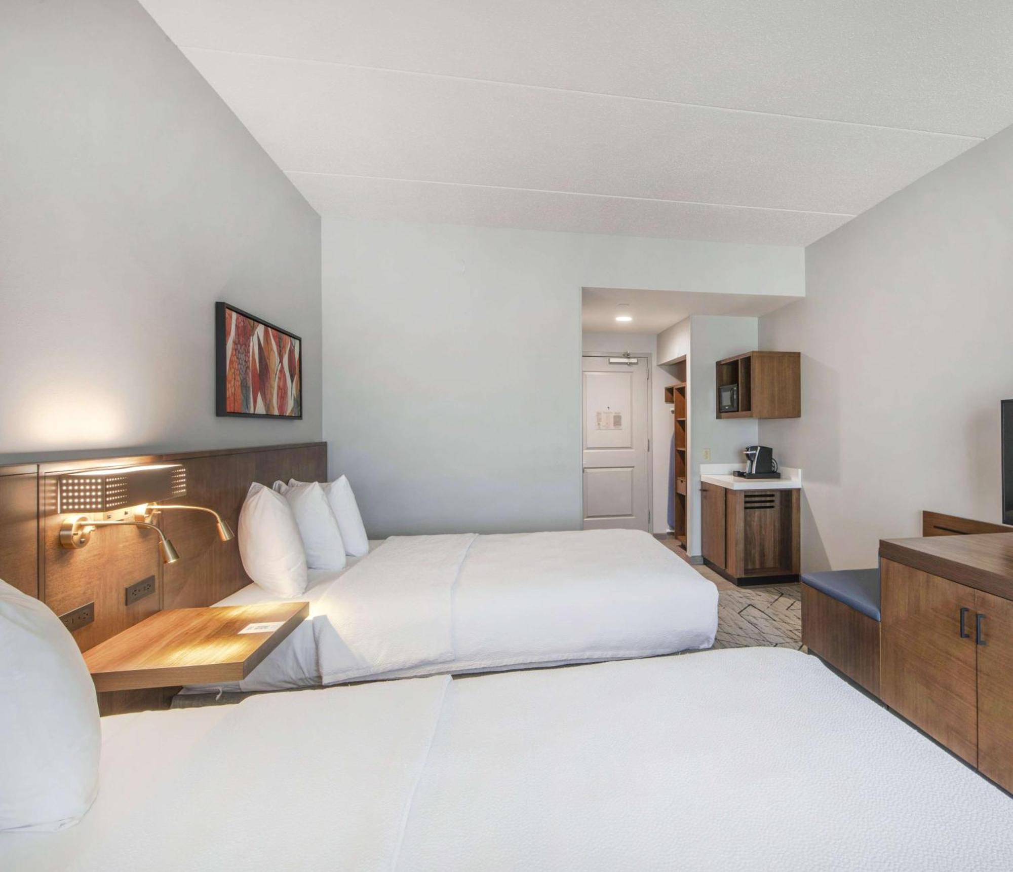 Hilton Garden Inn Raleigh Cary Esterno foto