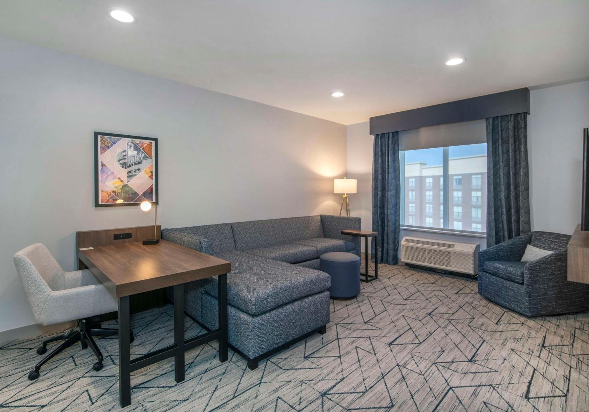 Hilton Garden Inn Raleigh Cary Esterno foto