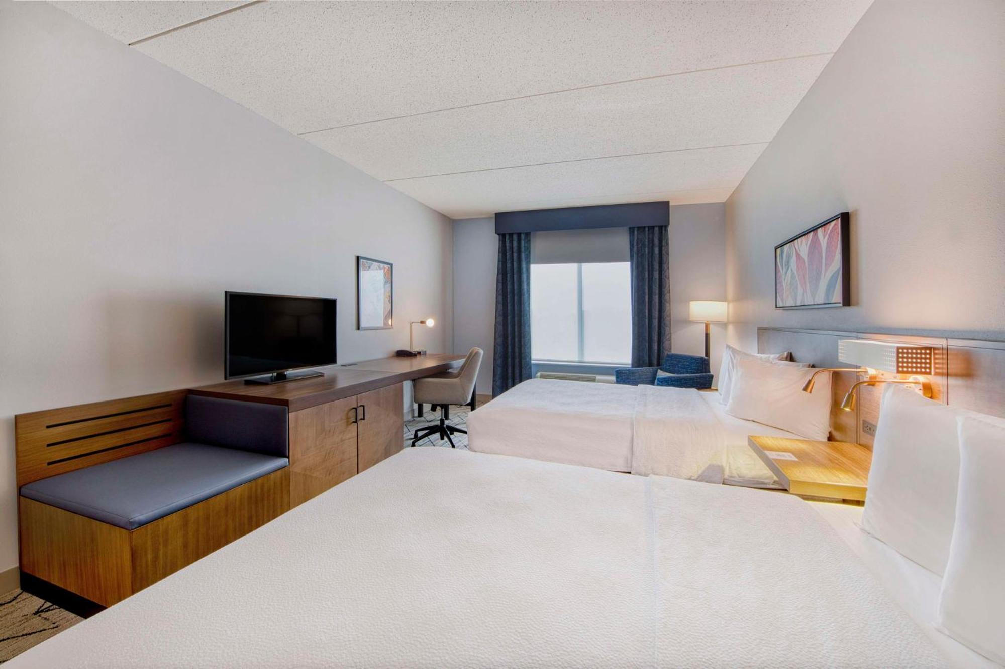 Hilton Garden Inn Raleigh Cary Esterno foto